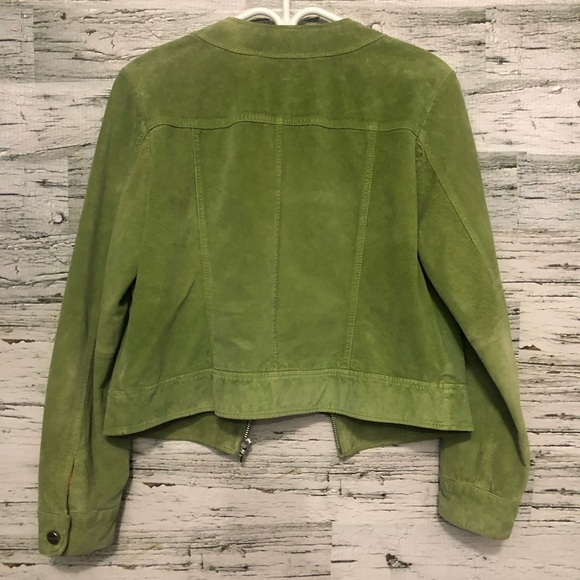⭐️ Host Pick ⭐️ light green suede jacket size: large - Picture 4 of 8
